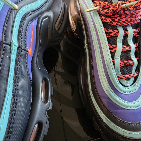 Nike Air Max 97 Teal and Black Sneakers - Picture 3 of 6